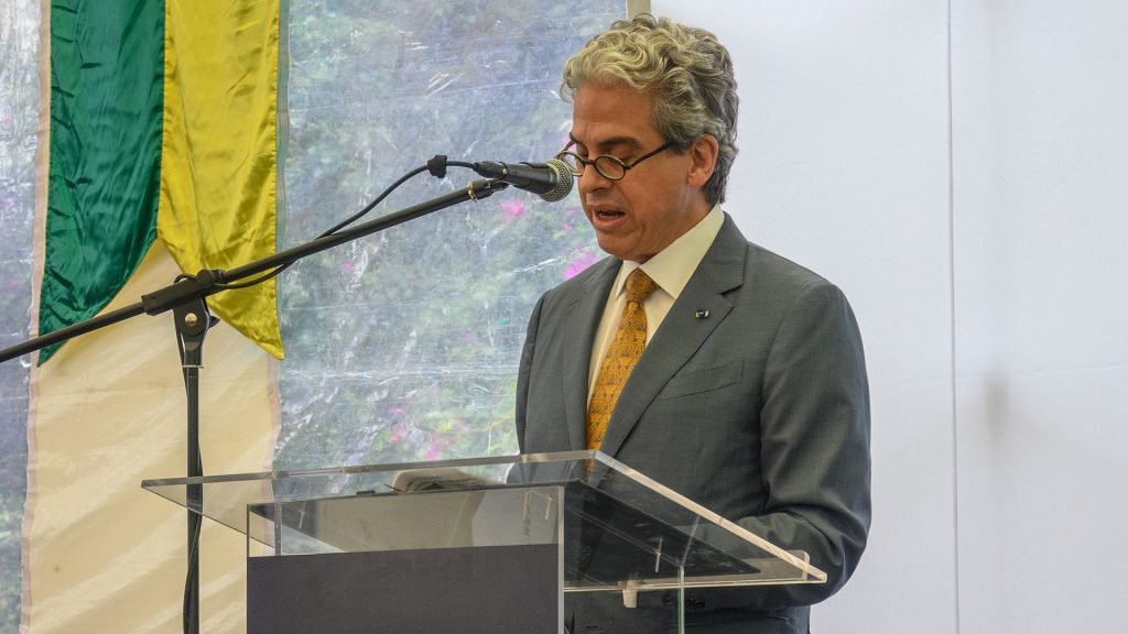 Excmo. Sr. Fernando Coimbra, Embajador de Brasil