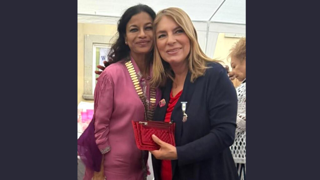 Mamta Gupta, Presidenta de Inner Wheel Internacional y Mayiya Rigail de McGuiness