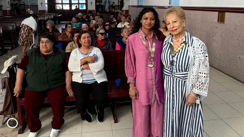 Mamta Gupta, Presidenta de Inner Wheel Internacional y Hortensia del Toro, Presidenta del Club Polanco Reforma.